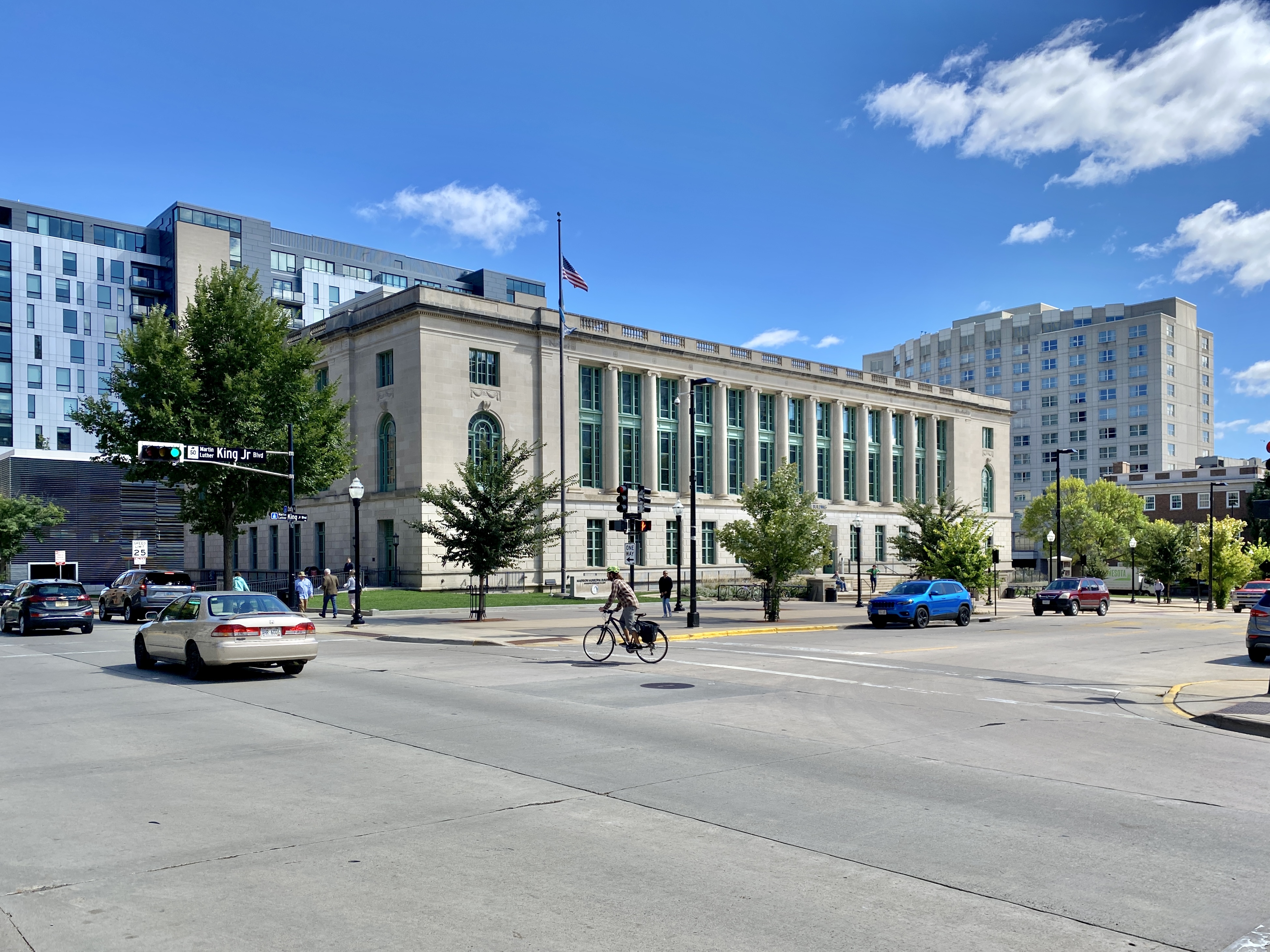 Conflict aprins la ANCOM: Accuzații de sabotaj și acuzații de folosire abuzivă a banilor publici