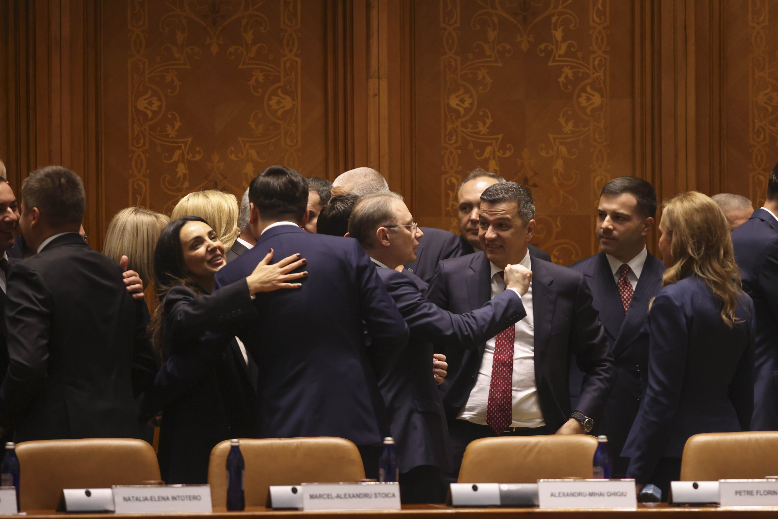 Sorin Grindeanu propune angajarea răspunderii guvernului pentru reforma administrației și companiile de stat
