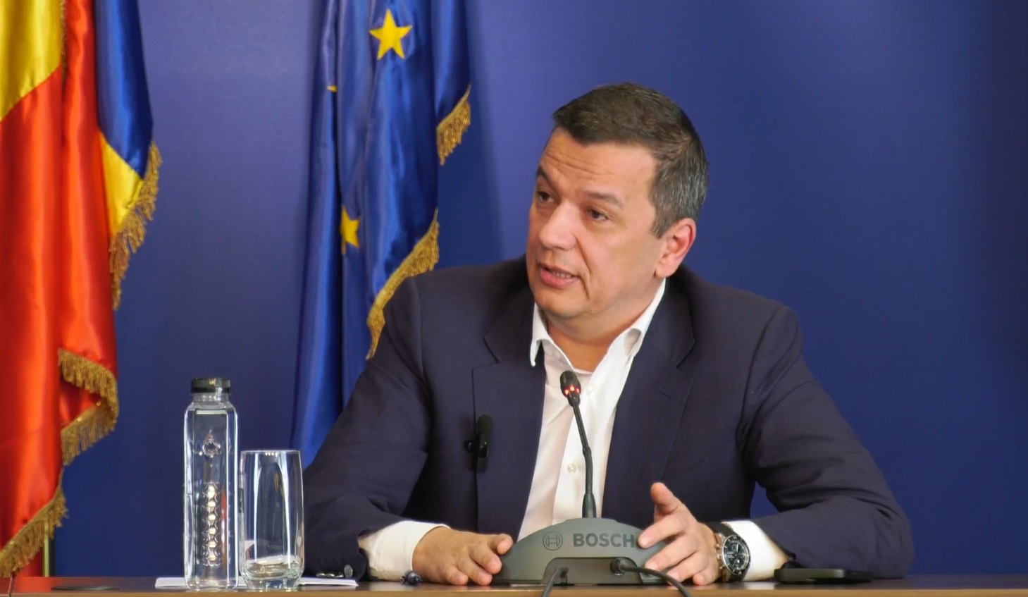 Grindeanu propune premierului Luca Niculescu asumarea răspunderii pentru două reforme majore ale statului