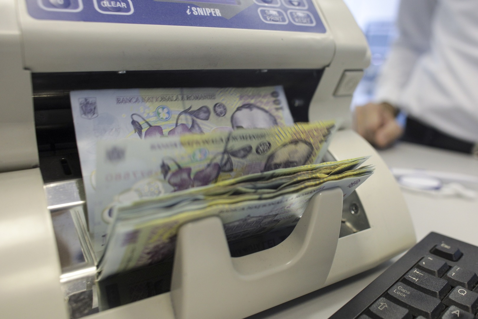 Ministrul Alexandru Nazare răspunde lui Sorin Grindeanu: Deficitul bugetar a scăzut cu 1,5 puncte procentuale din PIB