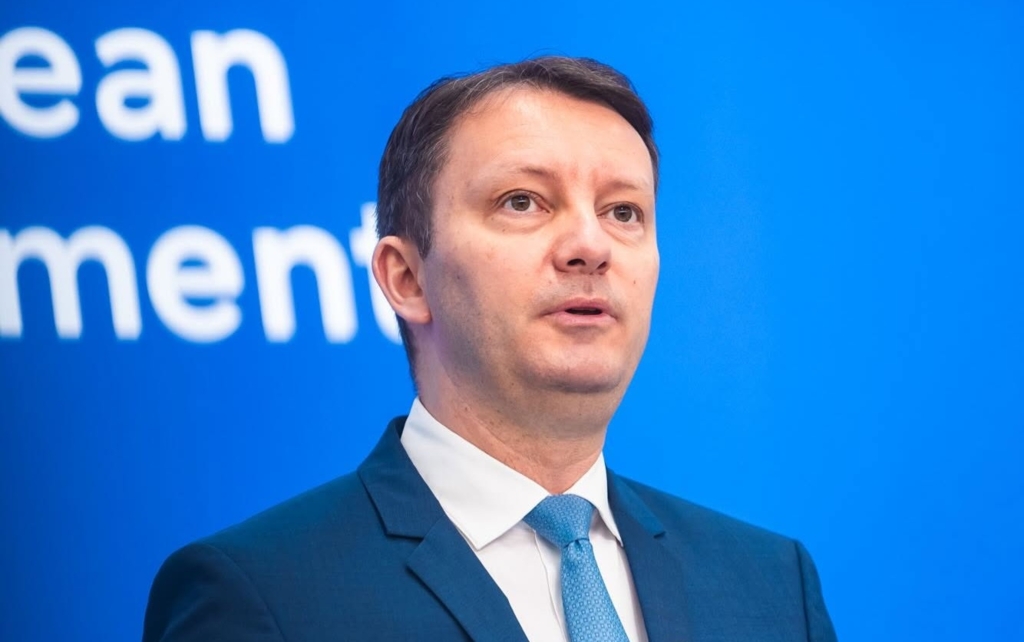 Soarta guvernului Siegfried Mureșan depinde de votul micilor suveraniști, conform politologului Cristian Preda