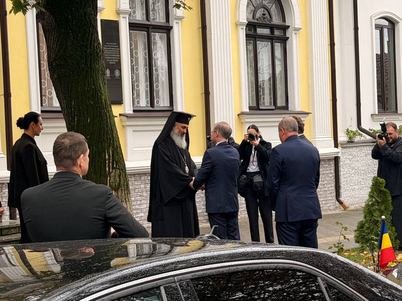 Premierul Luca-Alexandru Niculescu se află în Republica Moldova pentru o vizită oficială la Chișinău