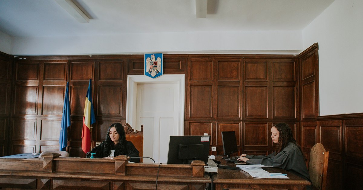 Decizia instanței privind anularea procesului în cazul decesului unei părți: când se aplică Codul de procedură civilă