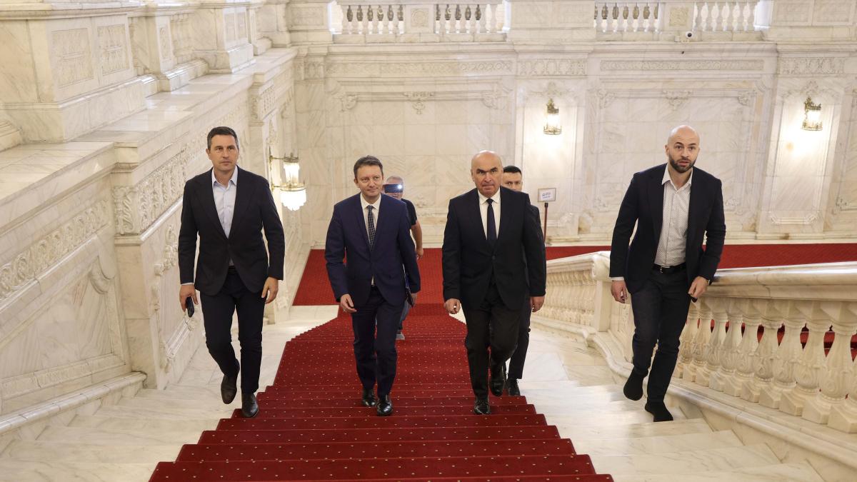 Absența lui Kelemen Hunor la declarația premierului desemnat Siegfried Mureșan