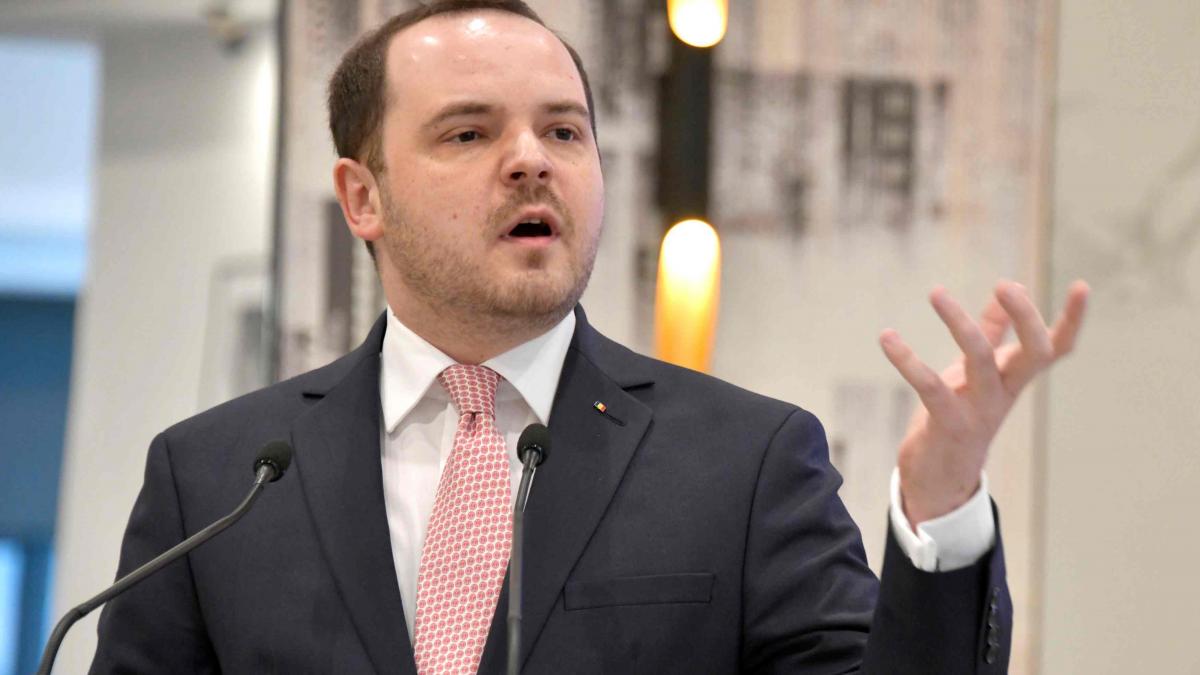 Fostul ministru Alexandru Rogobete atacă planurile de reformă ale noului premier Siegfried Mureșan