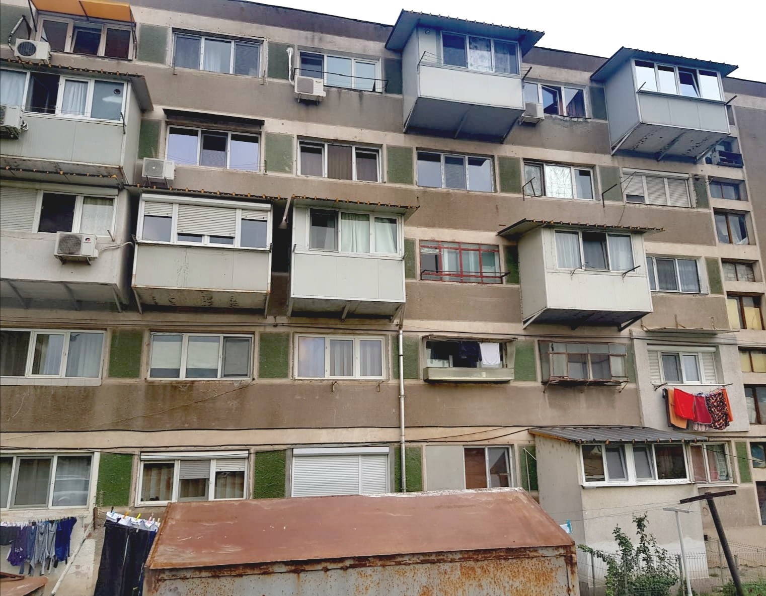 Alexandru Stoica explică situația proprietarilor care au închis balcoanele în contextul noului Cod Urbanistic