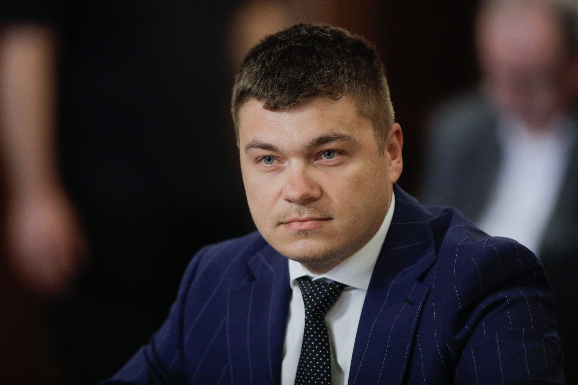Măsuri pentru balconele închise fără autorizație: Alexandru Stoica anunță posibile amenzi