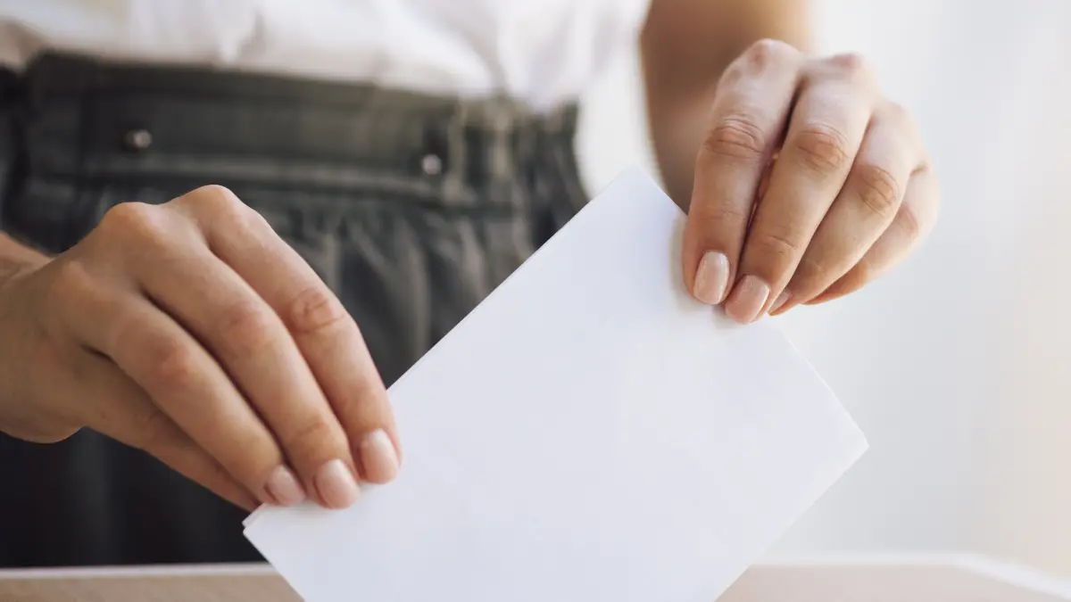 Sondaj Avangarde: AUR conduce în intenția de vot pentru alegerile parlamentare