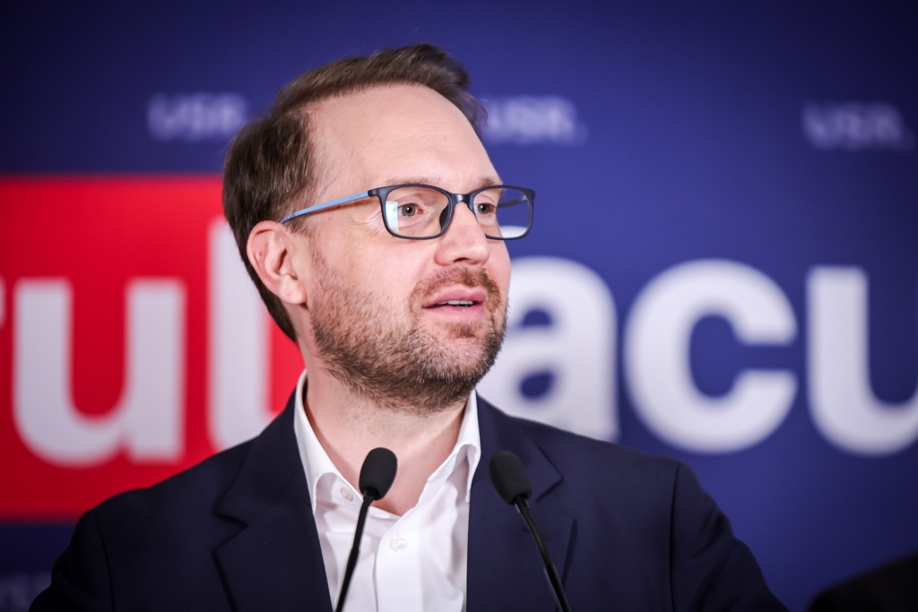 Dominic Fritz pune condiții încrederii în premierul Luca Niculescu: trebuie să spună „nu” PSD-ului
