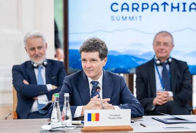 Nicușor Dan: România este pregătită pentru investiții, folosind Portul Constanța și industria de apărare