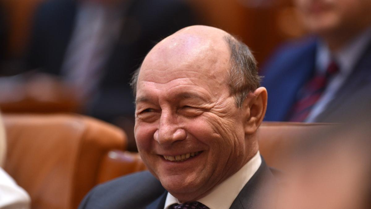 Traian Băsescu: Siegfried Mureșan ar putea face o înțelegere cu AUR pentru învestirea Guvernului