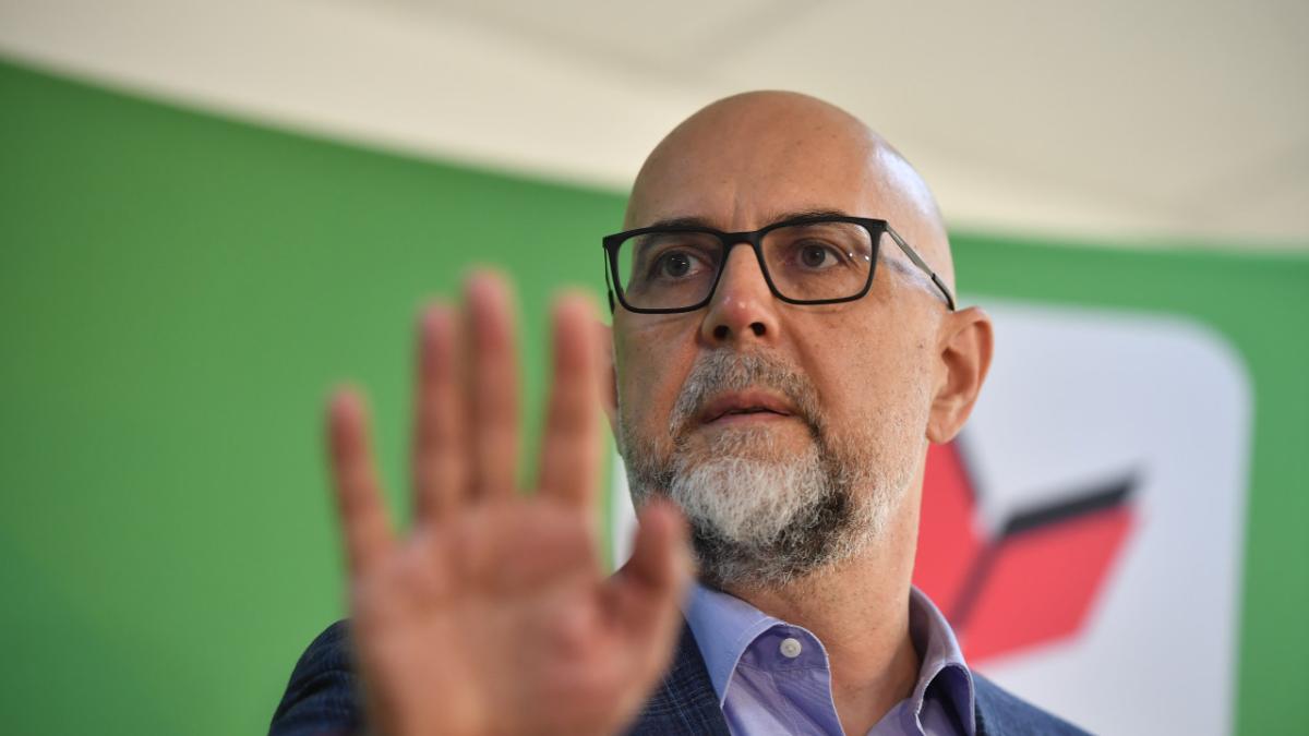 Kelemen Hunor avertizează: Coaliția actuală nu are majoritatea de 233 de voturi pentru Guvernul Mureșan