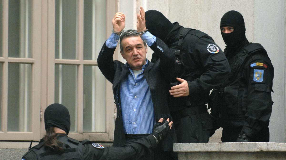 Călin Georgescu a fost reținut de DIICOT în dosarul de înșelăciune de 1,1 milioane euro