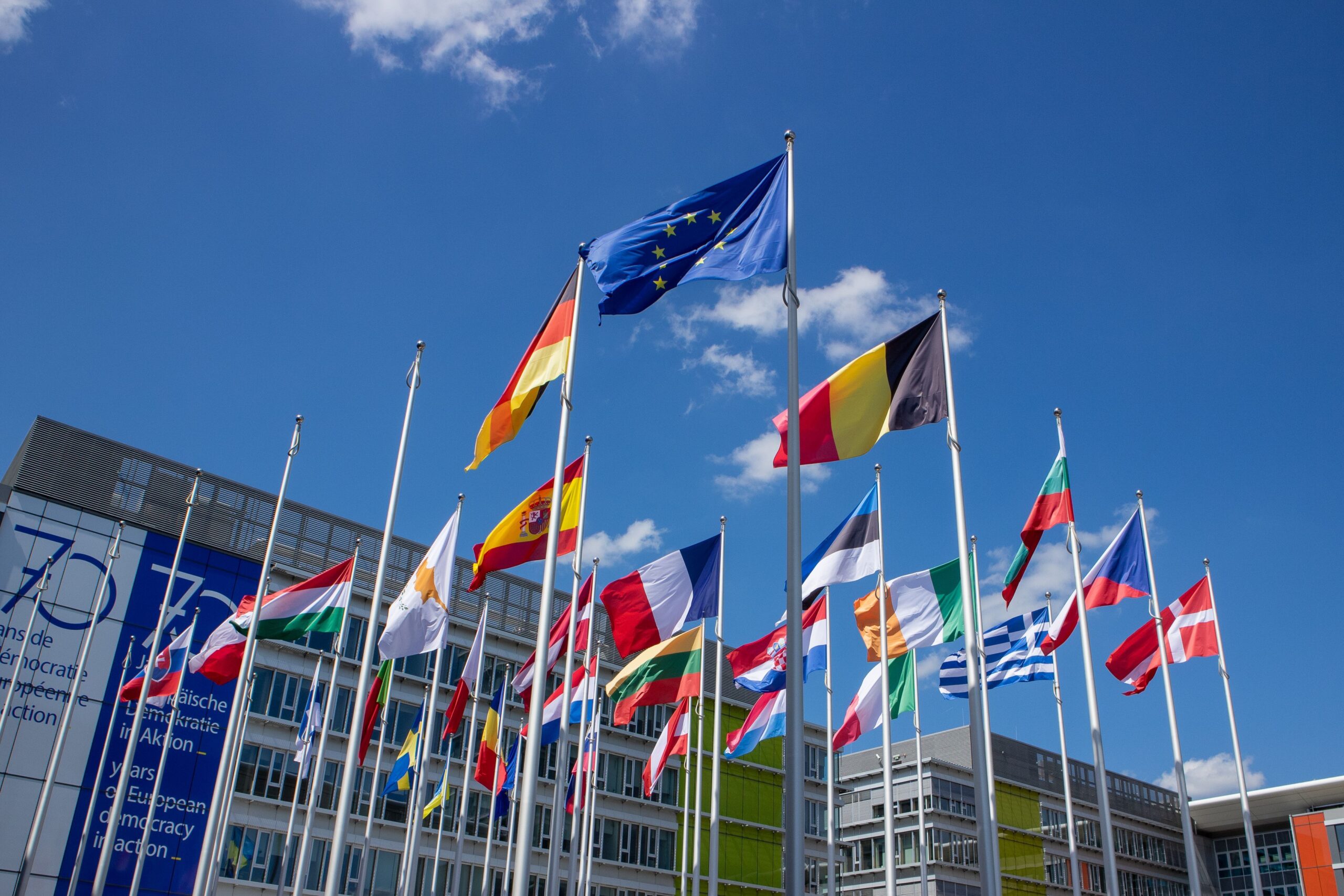 Treisprezece state UE solicită simplificarea legislativă, România nu a semnat inițiativa