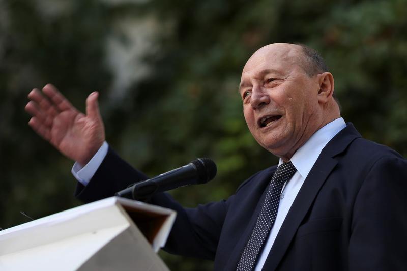 Traian Băsescu: Siegfried Mureșan are obligația de a discuta cu AUR pentru a forma un guvern