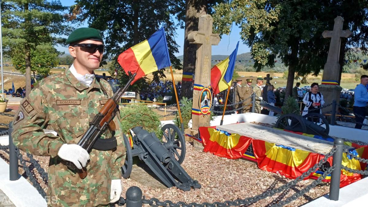 Ceremonii de stat la Țebea pentru 154 de ani de la moartea lui Avram Iancu