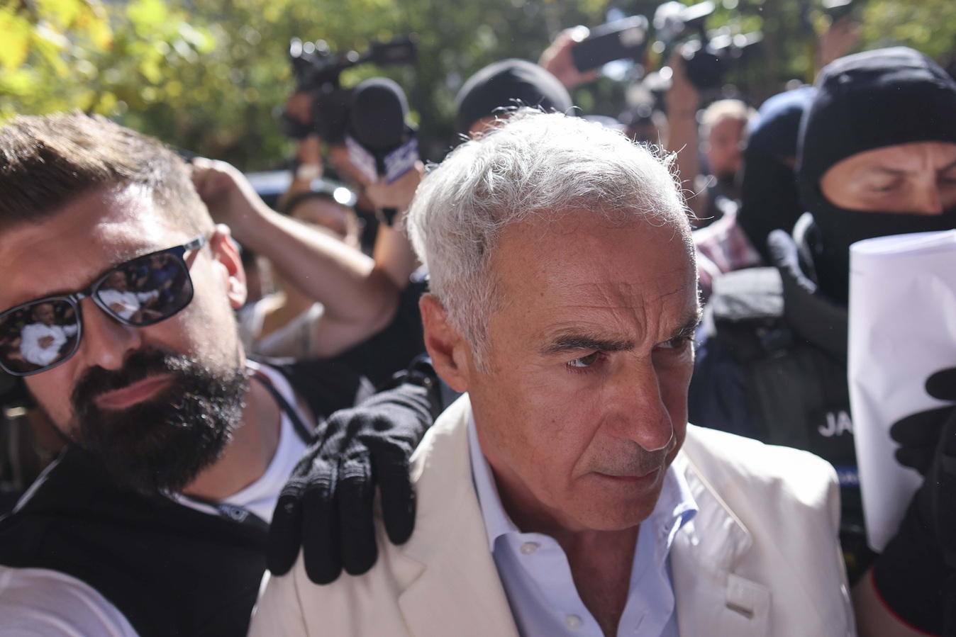 AUR susține că investigația împotriva lui Călin Georgescu este un proces politic și contestă probele