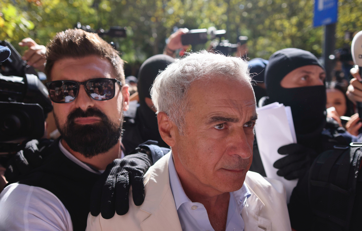 Detalii despre dosarul lui Călin Georgescu: există înregistrări și fotografii de monitorizare