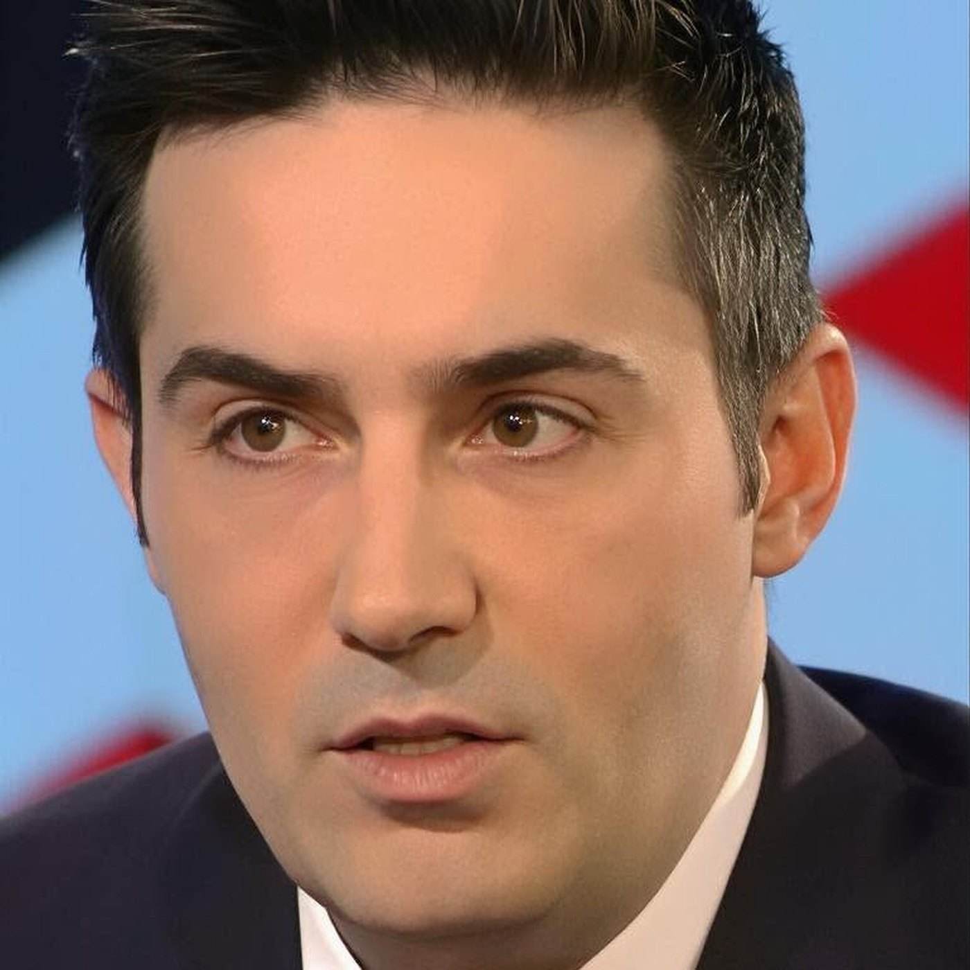 Claudiu Manda acuză premierul desemnat Siegfried Mureșan că repetă eșecul guvernării Bolojan