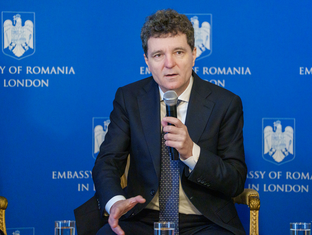 Nicușor Dan a susținut candidatura lui Dacian Cioloș pentru funcția de secretar al Organizației Internaționale a Francofoniei