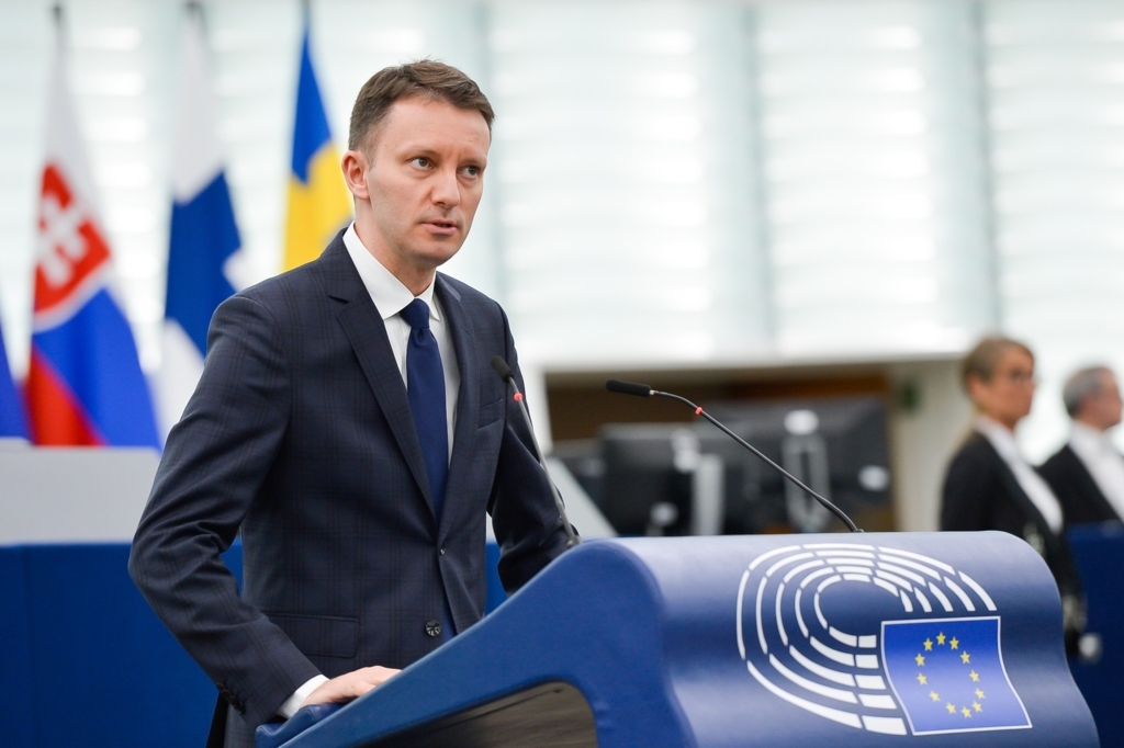 Răspuns acid din partea PSD la presiunea lui Siegfried Mureșan privind grupul S&D