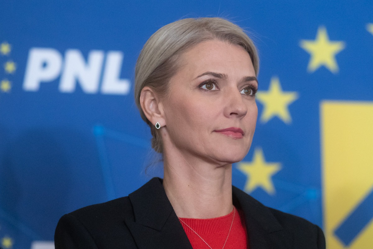 Alina Gorghiu anunță că va vota Guvernul Mureșan pentru stabilitate și va susține următoarea formulă dacă acesta va cădea
