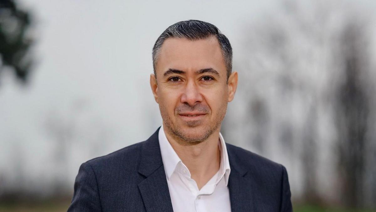 Cristian Cismaru critică utilizarea situației de la cimitir în scopuri politice după decizia Tribunalului Dolj
