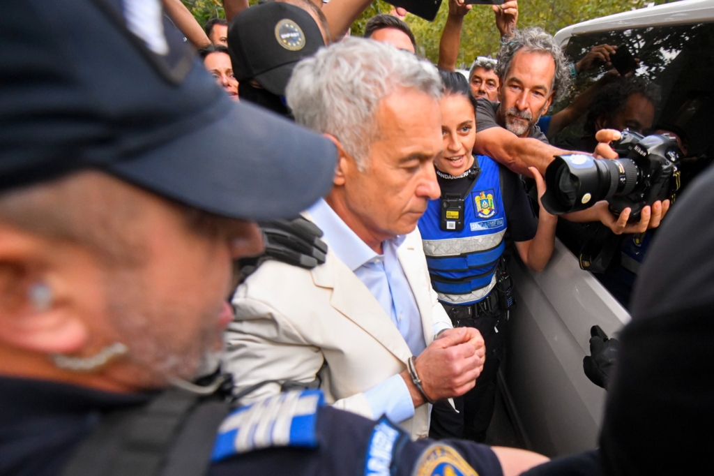 DIICOT: Datele din dosar nu susțin că Călin Georgescu se îndrepta spre aeroport în dimineața perchezițiilor