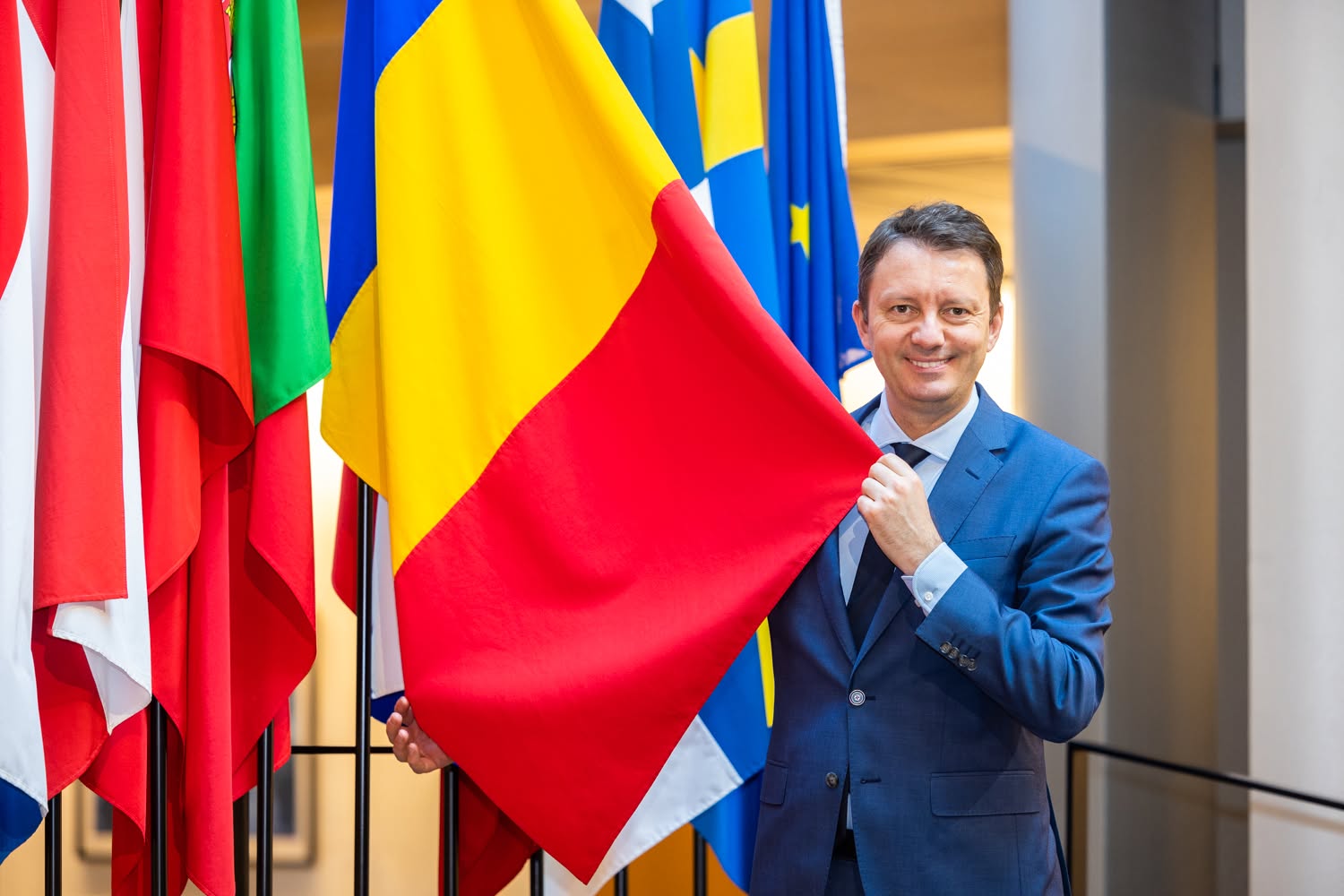 Scenariul formării Guvernului condus de Siegfried Mureșan: repartizarea ministerelor și obstacolul voturilor