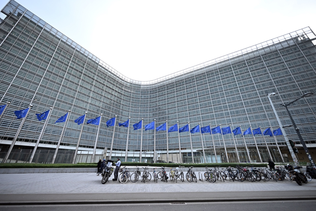 Comisia Europeană a deschis 8 proceduri de infringement împotriva României pentru nerespectarea normelor UE