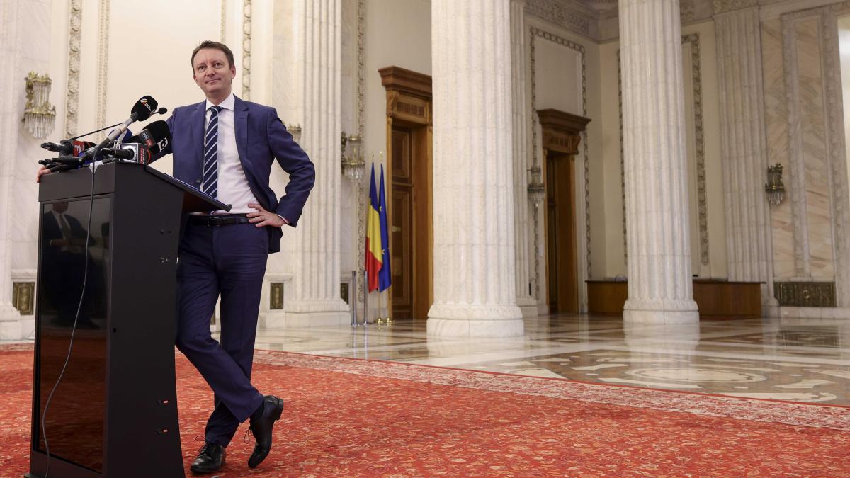 Siegfried Mureșan și posibila aplicare a legii lustrației: discuții privind traiectul său politic