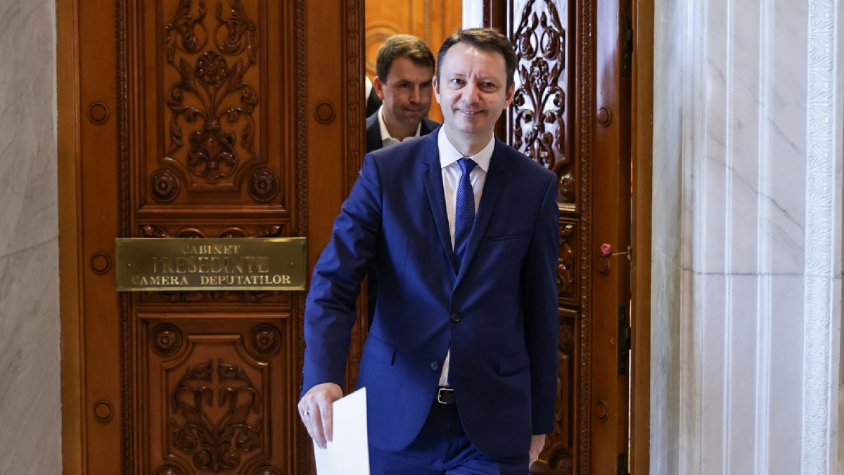 Siegfried Mureșan a depus la Parlament lista miniștrilor și programul de guvernare pentru noul Executiv
