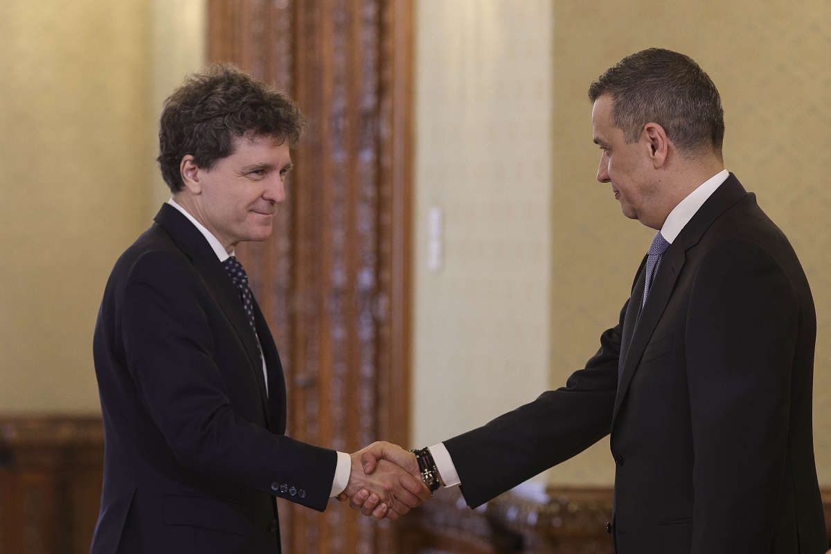 Siegfried Mureșan critică eventuala neparticipare a PSD la votul Guvernului: Ar fi un act ostil față de președinte