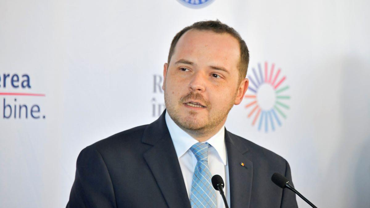 Alexandru Rogobete critică programul de guvernare al lui Siegfried Mureșan și o întreabă pe Oana Gheorghiu