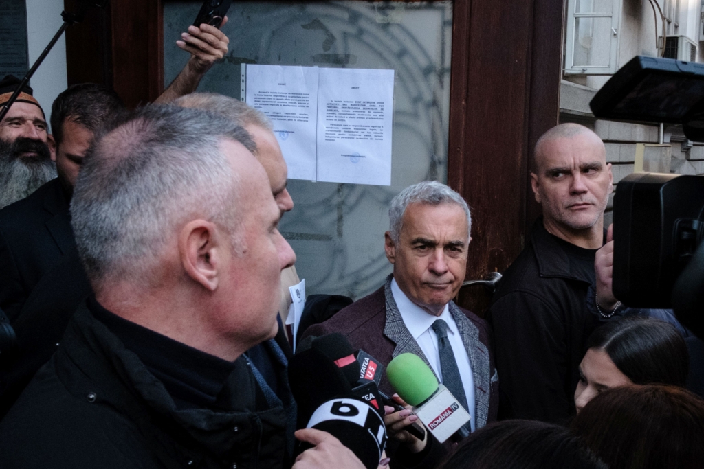 Călin Georgescu, atac dur la adresa premierului desemnat Siegfried Mureșan, după ieșirea de la tribunal