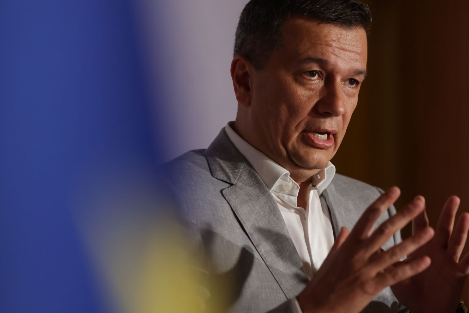 Solicitarea unei comisii de anchetă după acuzațiile privind implicarea SUA în demiterea Guvernului Bolojan