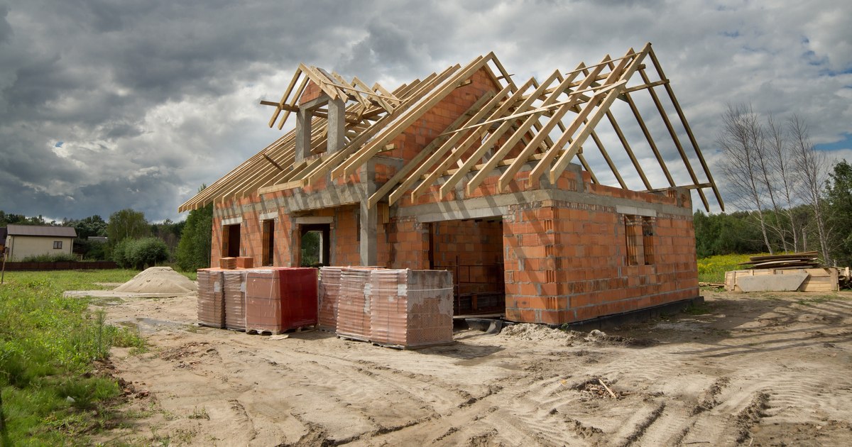 Noul mecanism de regularizare a construcțiilor fără autorizație: ce trebuie să știe proprietarii