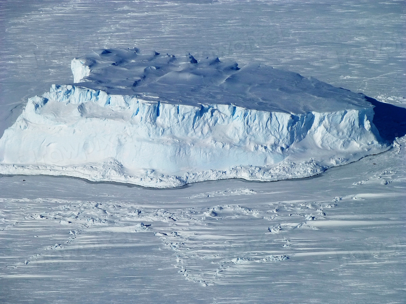 Raportul Comisiei Europene: Scădere masivă a gheții în Arctica și temperaturi record în Marea Neagră