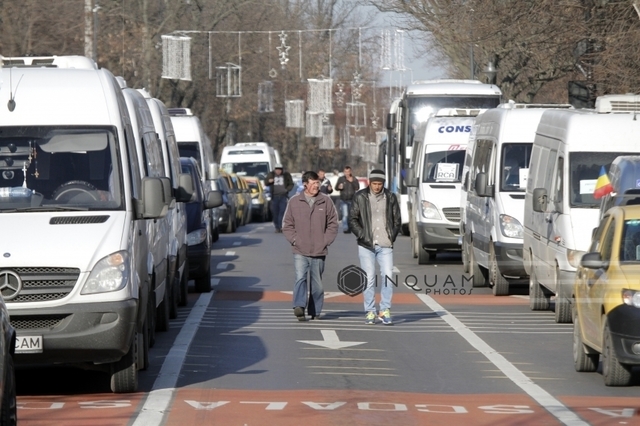 Companiile de distribuție cer Parlamentului amânarea sancțiunilor pentru sistemul TollRo