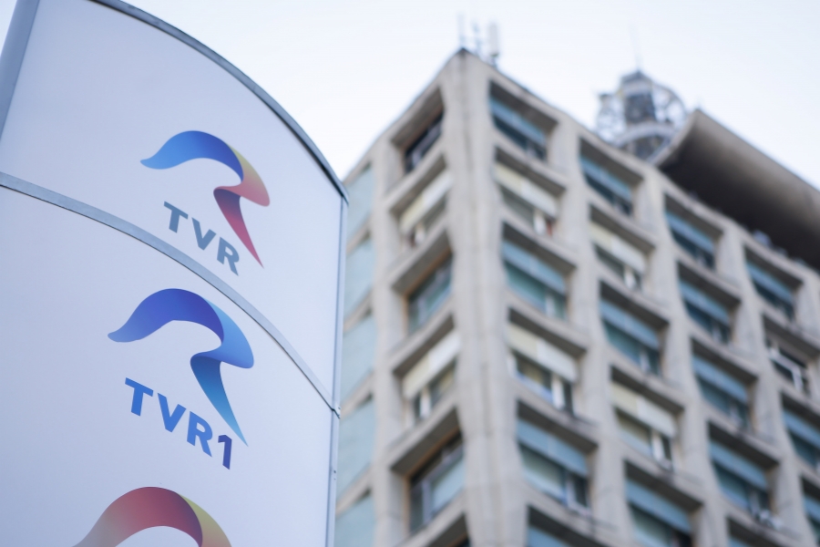 Acuzații privind controlul politicului asupra TVR și propagarea influenței externe