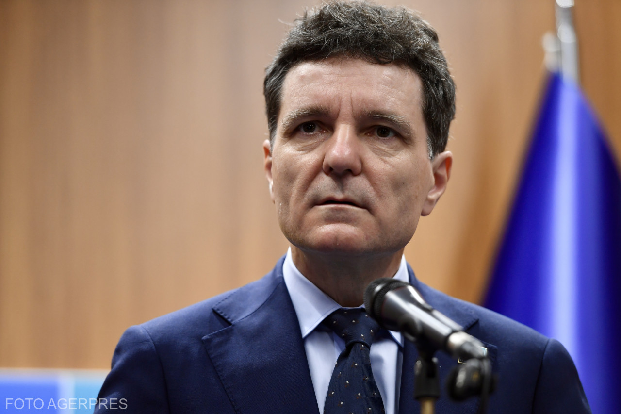 Nicușor Dan convoacă partidele parlamentare la Cotroceni pentru consultări și desemnarea unui nou premier