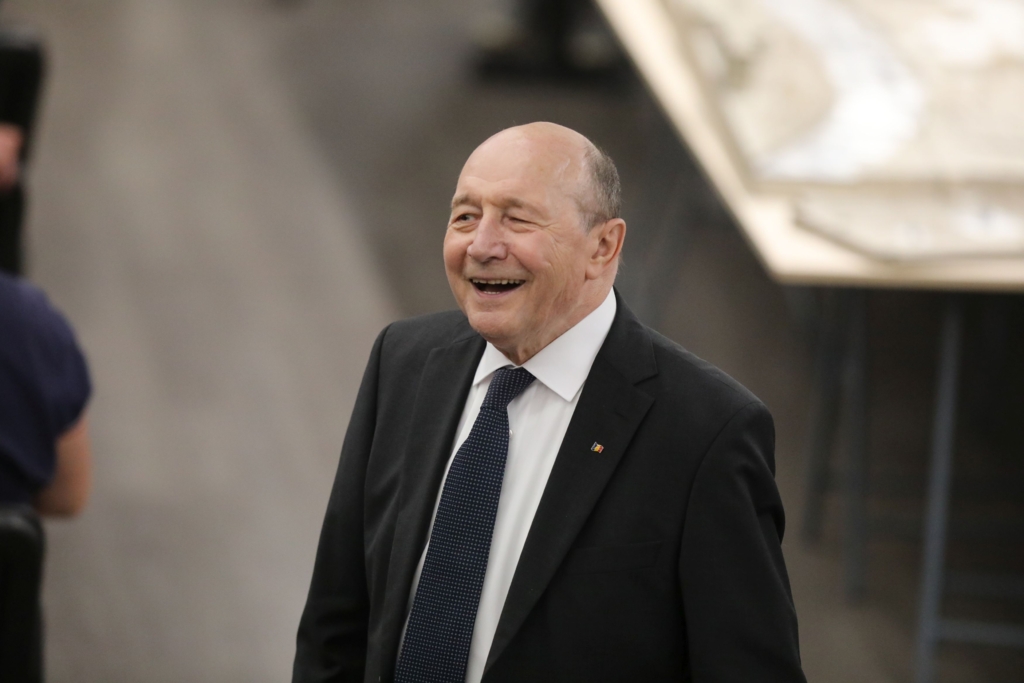 Traian Băsescu estimează declinul AUR și solicită investigarea finanțelor partidului condus de George Simion