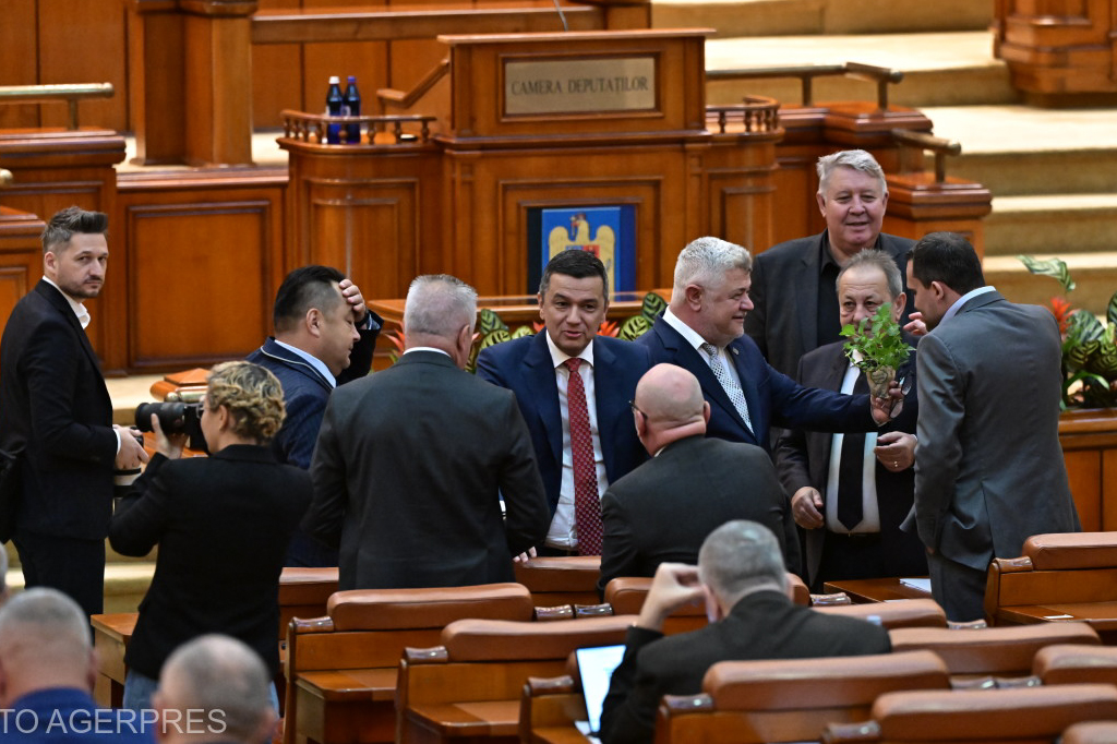 Viitorul democrației în România: Riscul pierderii încrederii în instituții și adevăr