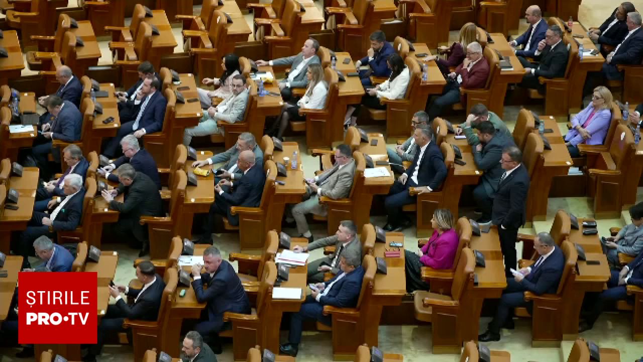 Instabilitatea politică după respingerea Guvernului Mureșan pune în pericol ratingul de țară al României