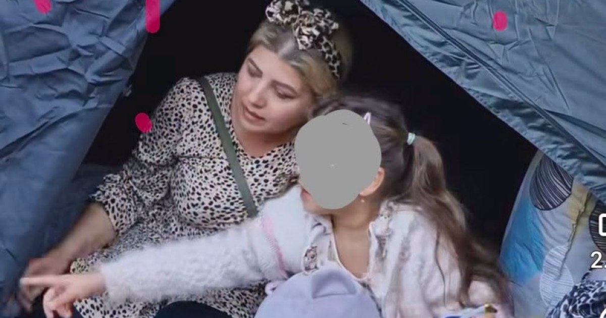 Susținătorii lui Călin Georgescu au instalat corturi în fața Arestului Central din București