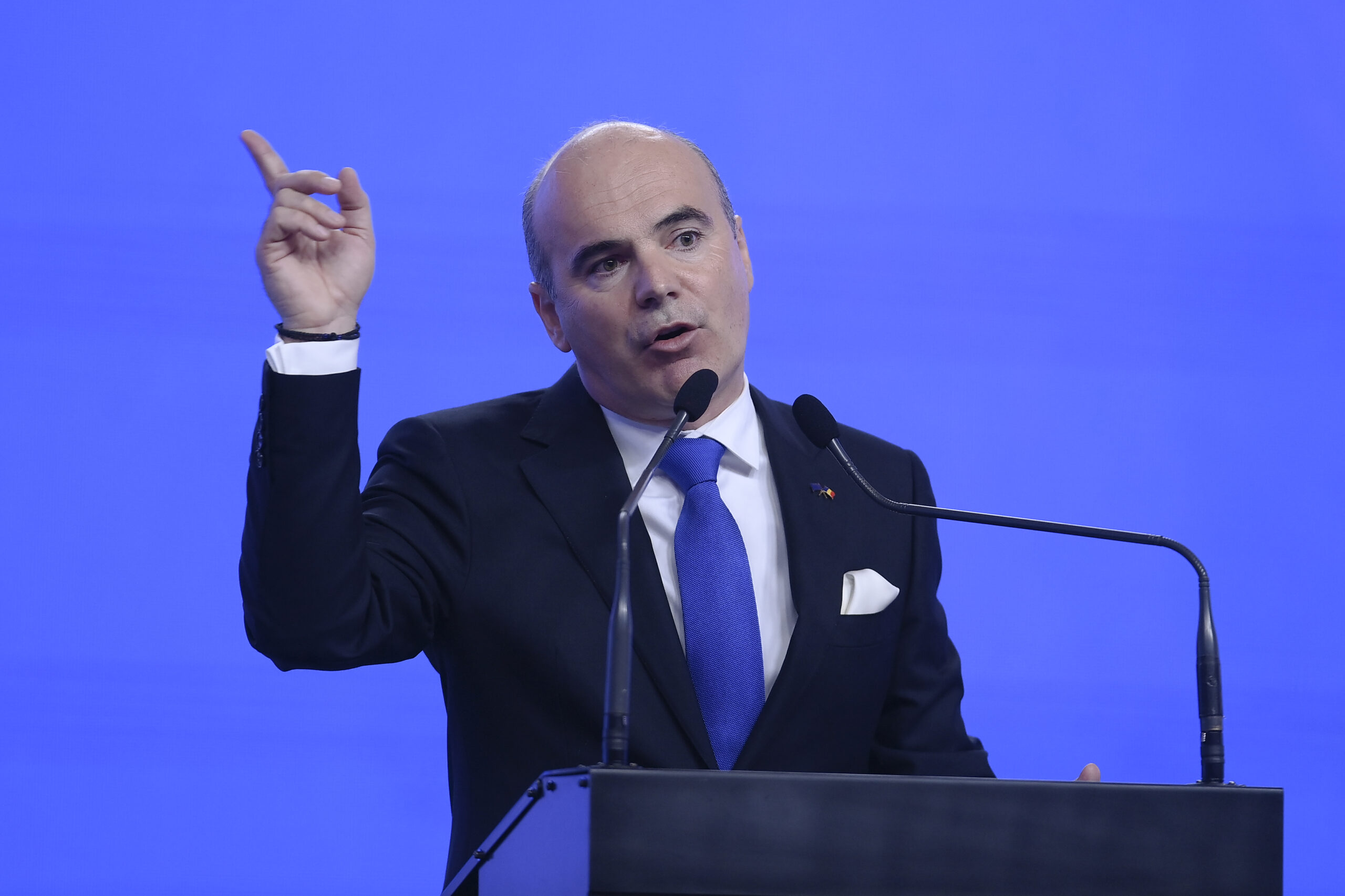 Rareș Bogdan avertizează că noul sistem de taxare rutieră este blocat și va crește costurile
