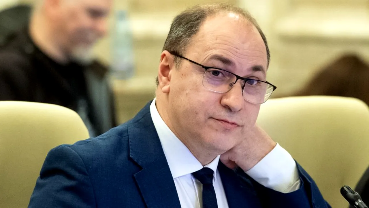 Mihai Dimian a recitat versuri de grădiniță la deschiderea anului universitar de la USV Iași
