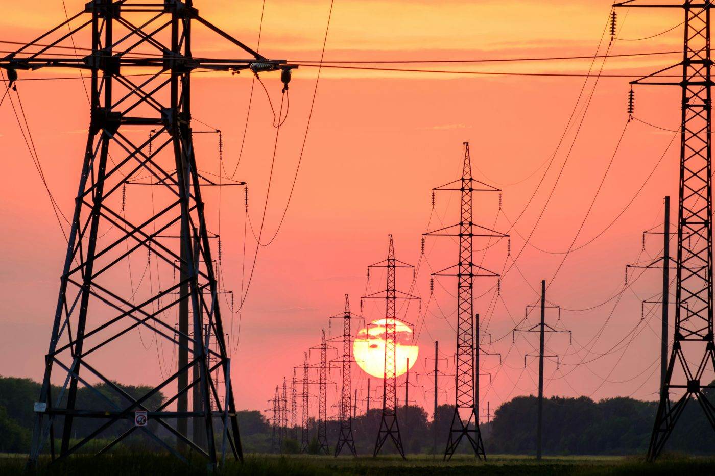 Transelectrica poate limita consumul de energie electrică în situații de criză
