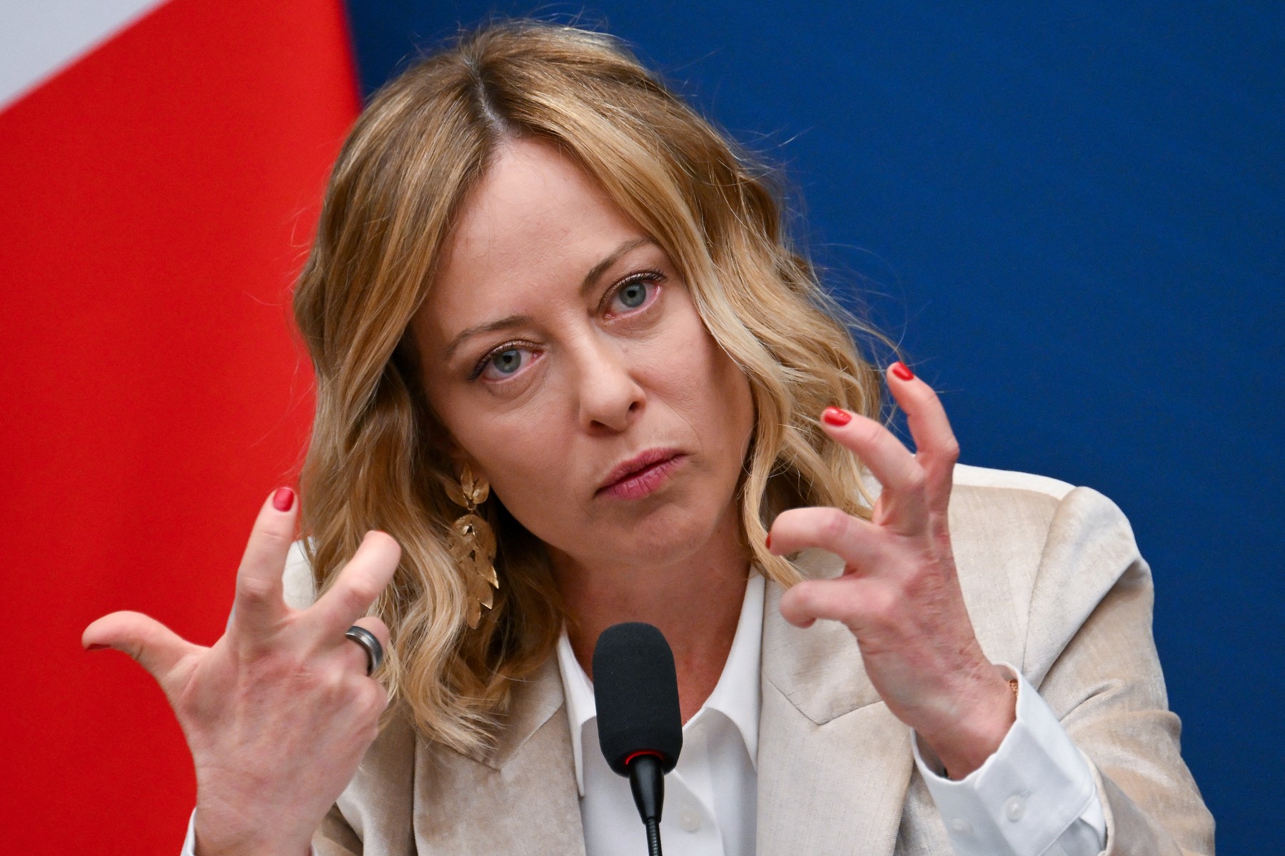 Giorgia Meloni solicită relaxarea normelor fiscale UE din cauza creșterii prețurilor la energie