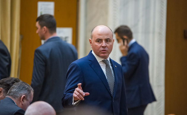 Alexandru Muraru critică președintele Nicușor Dan pentru alianța cu PSD și laudă politicile lui Ilie Bolojan